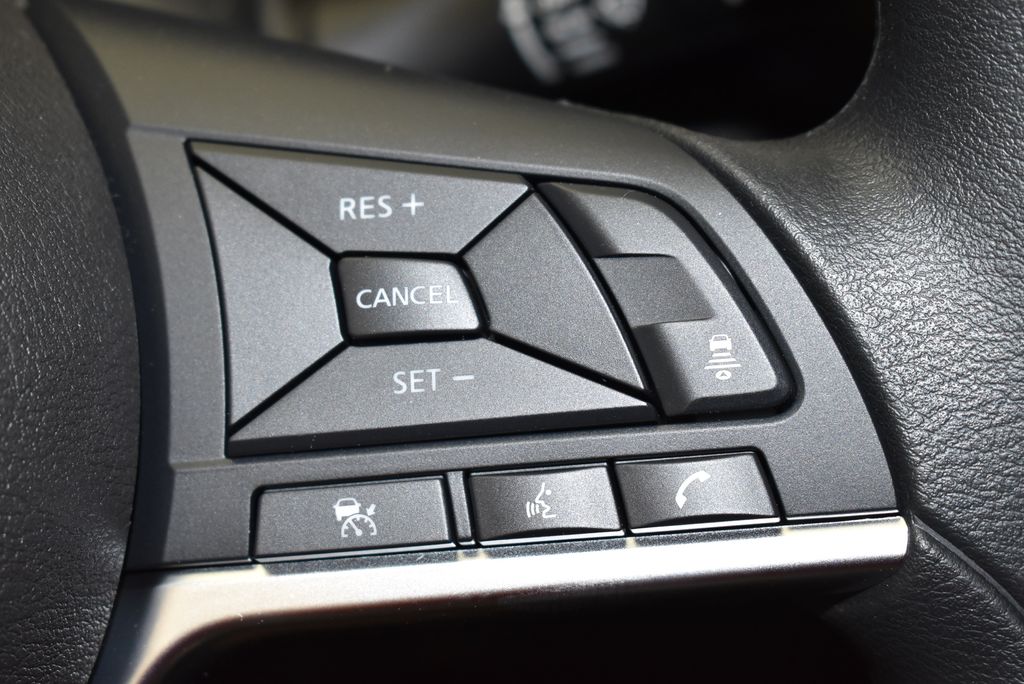 Thumbnail: 2025 Nissan Sentra - 18