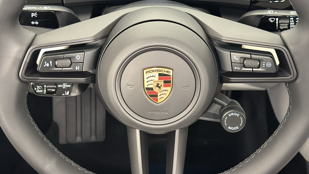 Thumbnail: 2025 Porsche Macan - 19