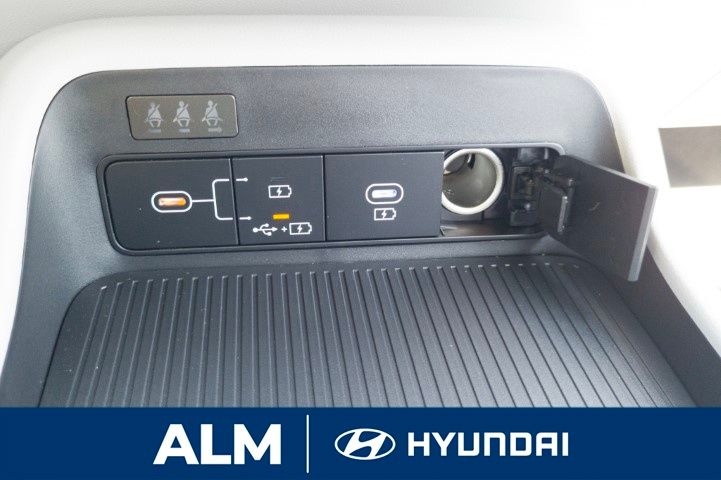 New 2027  Hyundai SE FWD image 25