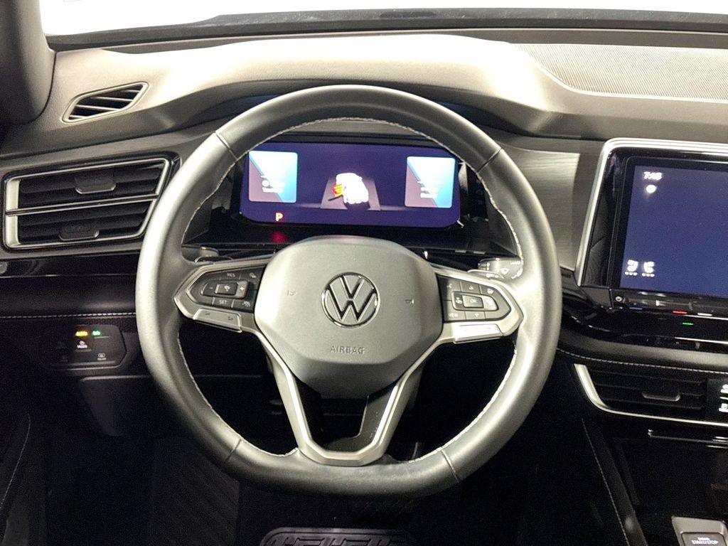 2024 Volkswagen Atlas Cross Sport 2.0T SE w/Technology