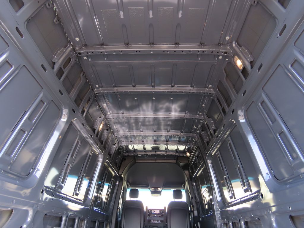 Thumbnail: 2026 Mercedes-Benz Sprinter - 28