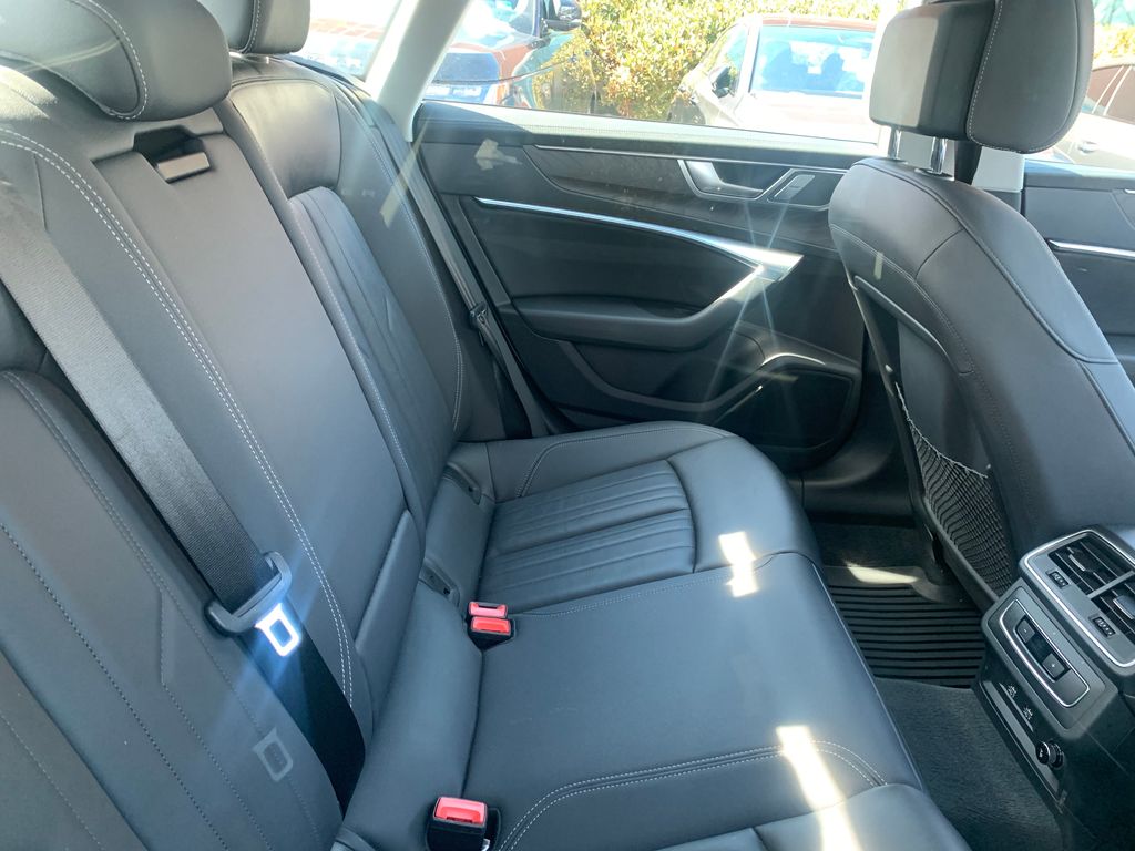 Thumbnail: 2020 Audi A7 - 10