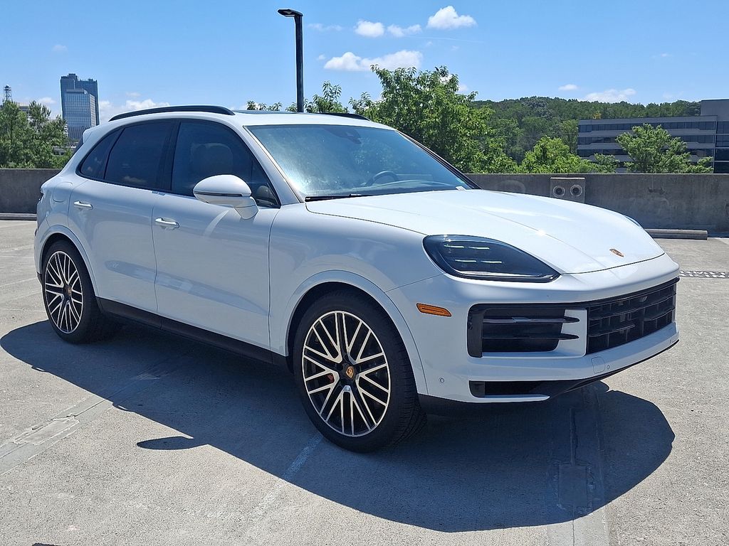 Thumbnail: 2025 Porsche Cayenne - 7