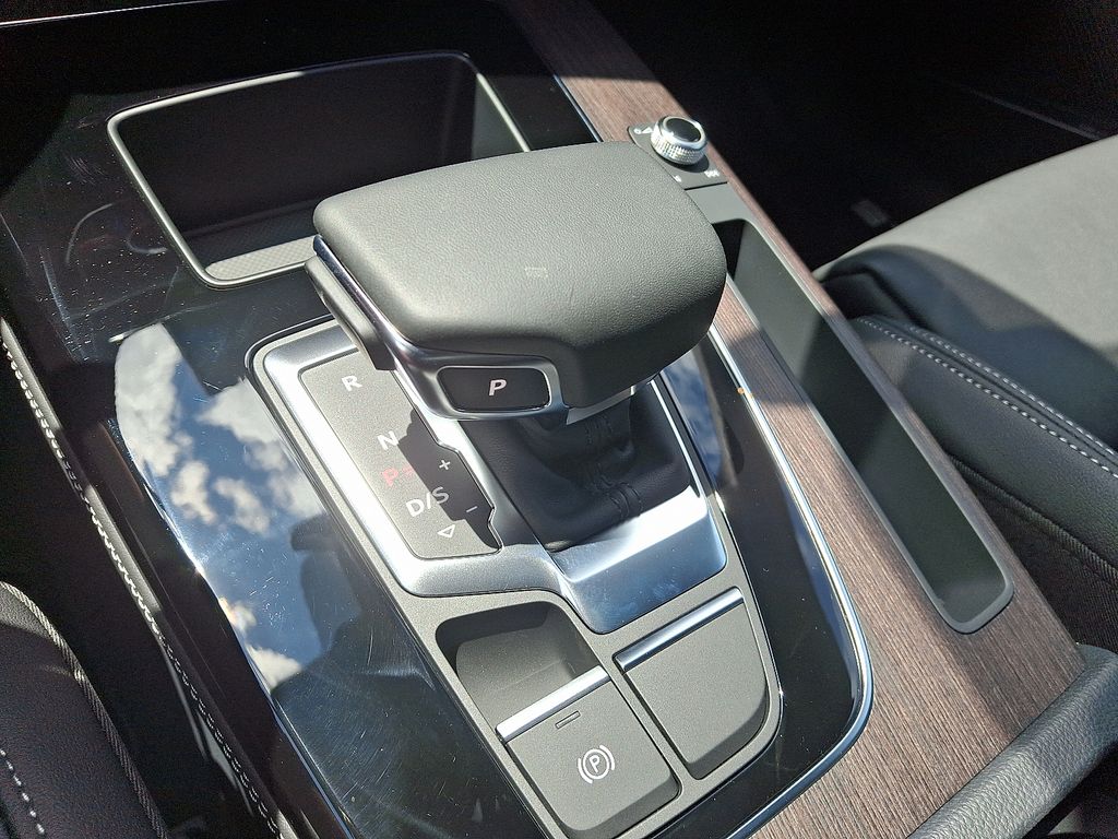 2025 Audi Q5 Premium Plus 7