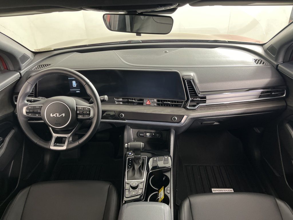 Thumbnail: 2025 Kia Sportage - 18