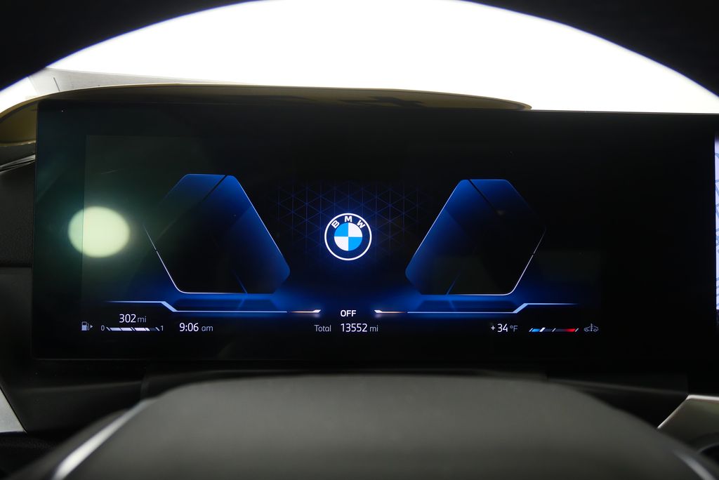 Thumbnail: 2024 BMW 2 Series - 18