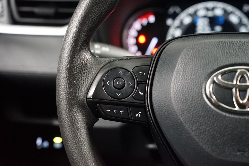 Thumbnail: 2023 Toyota RAV4 - 14