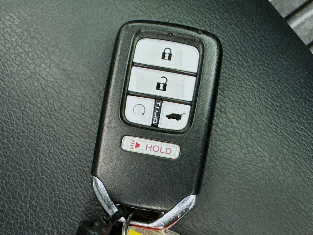 Used Car 2021 Honda Pilot  Special Edition For Sale Under $30,000 In Austin, Texas