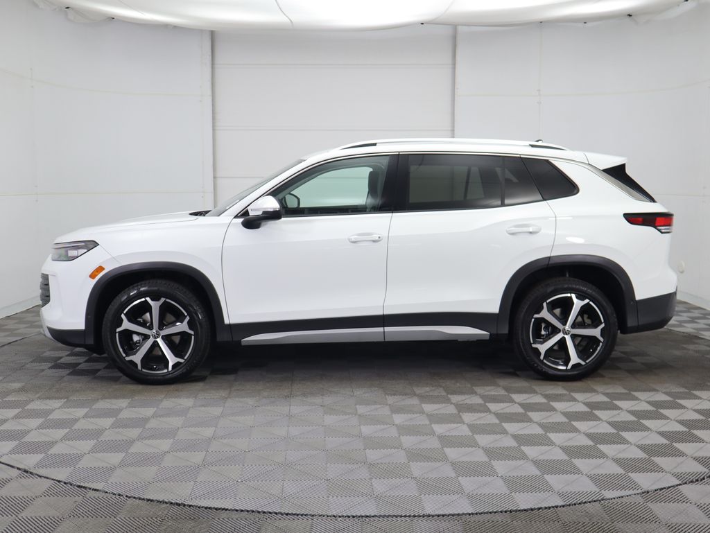 2025 Volkswagen Tiguan 2.0T 9