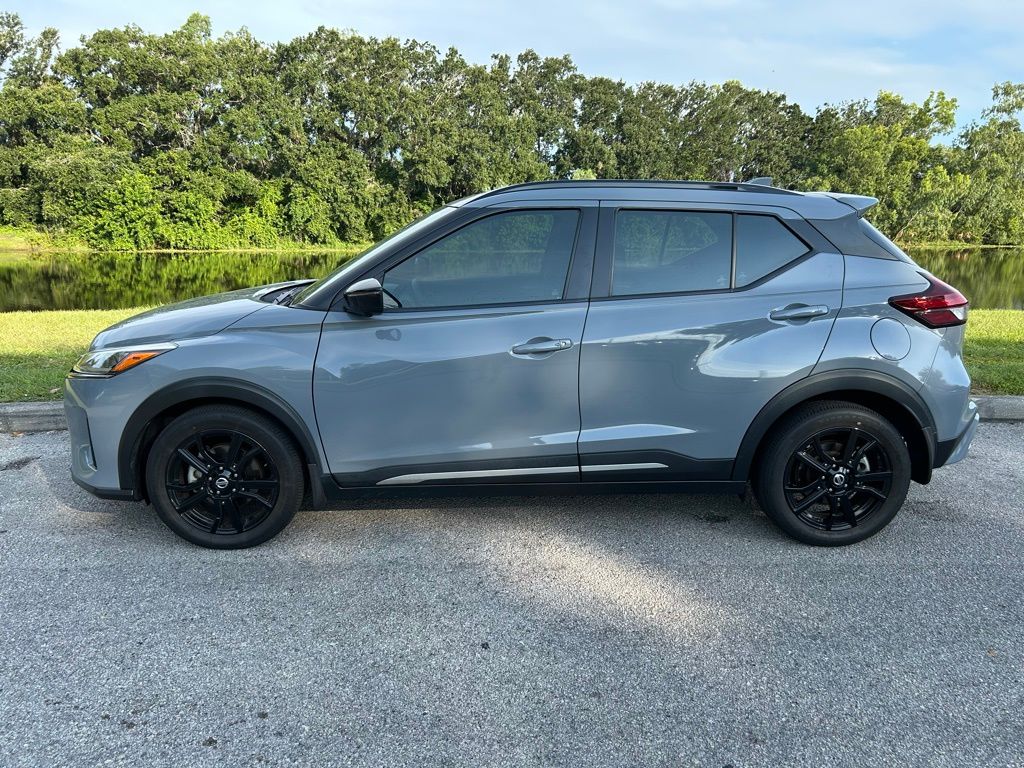 Thumbnail: 2021 Nissan Kicks - 2