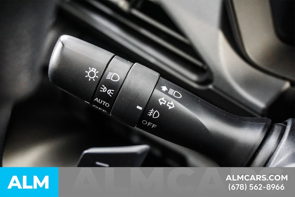 Used 2025 Blue Subaru Premium image 30