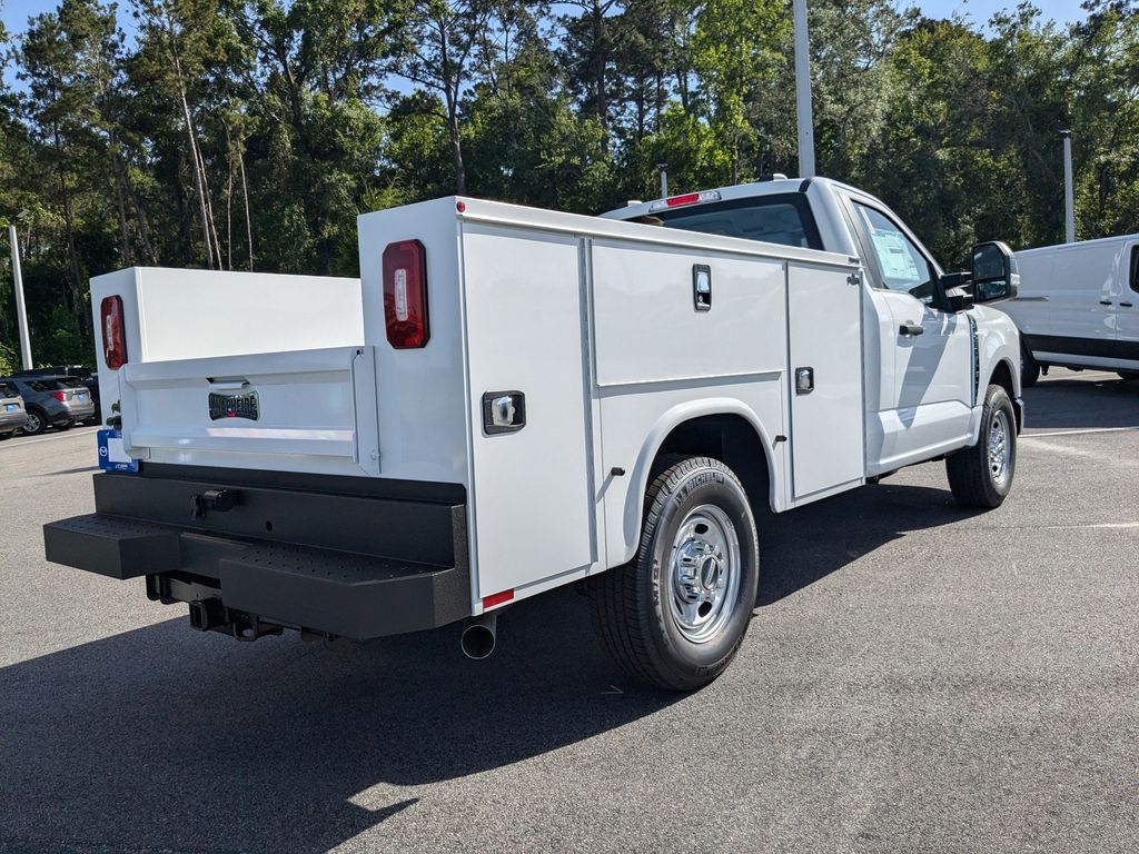 2025 Ford F-250 Super Duty XL