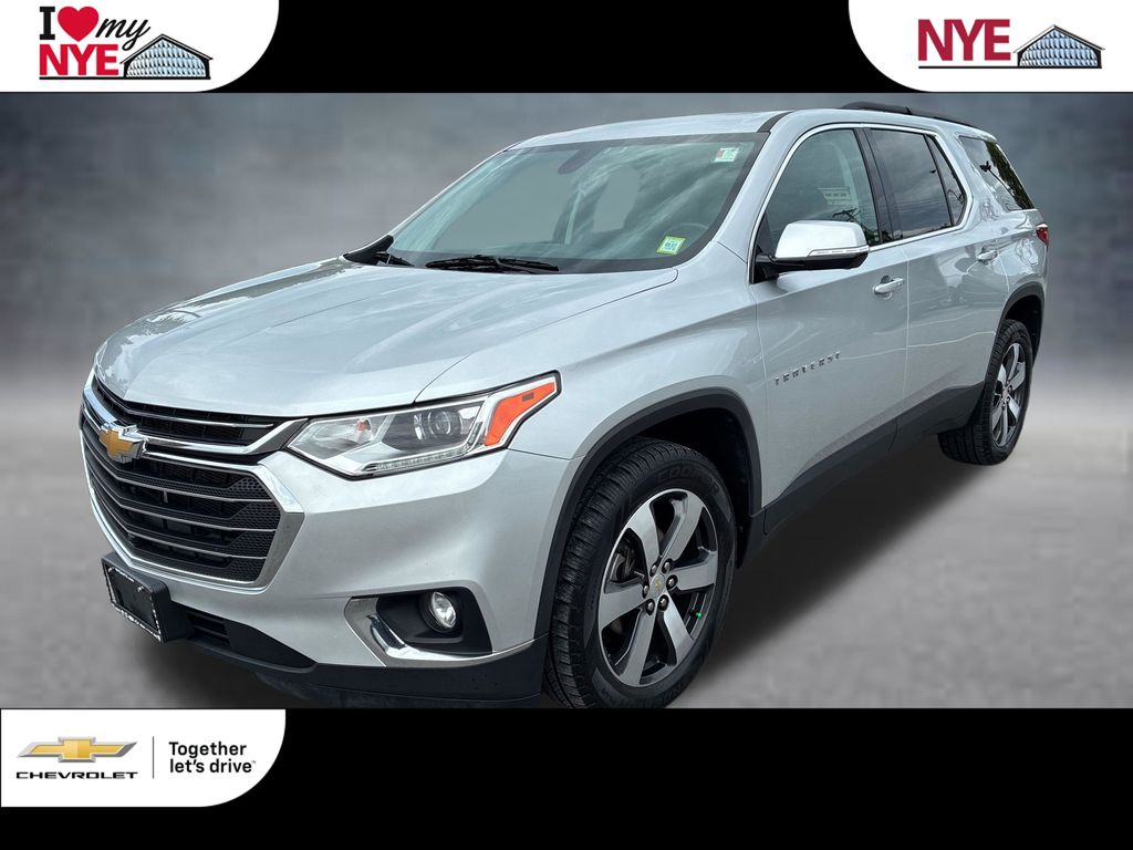 Silver Ice Metallic 2020 Chevrolet Traverse SUV / Crossover Four-Wheel Drive 9-Speed Automatic