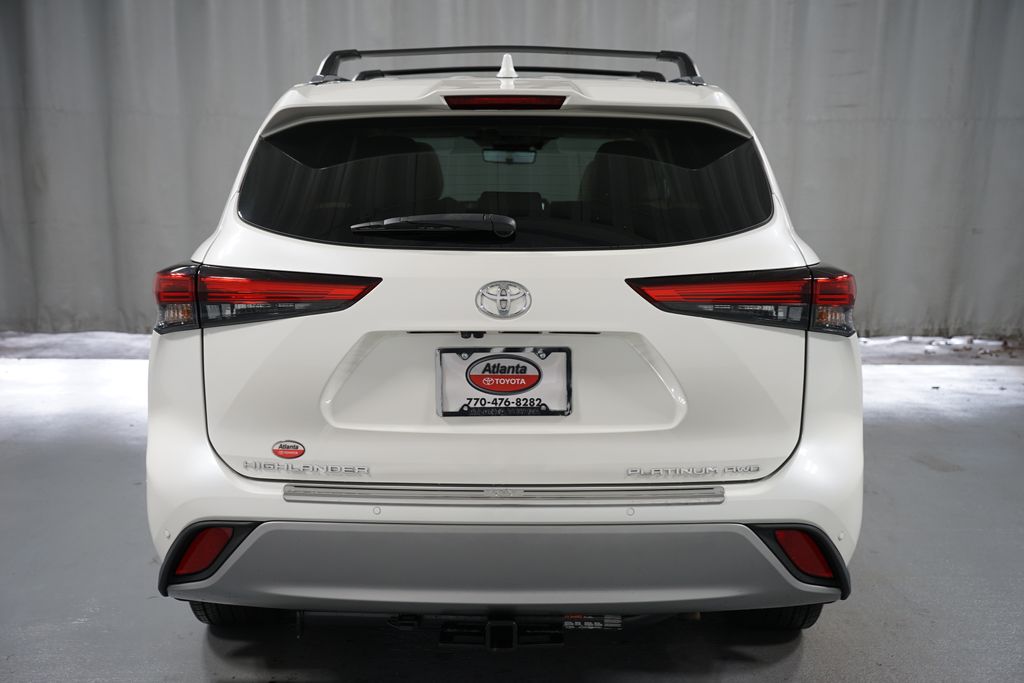 Thumbnail: 2021 Toyota Highlander - 7