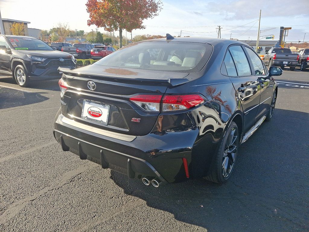 2025 Toyota Corolla SE 4