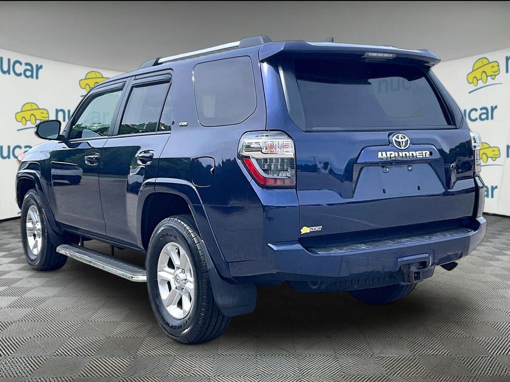 2019 Toyota 4Runner — photo 4