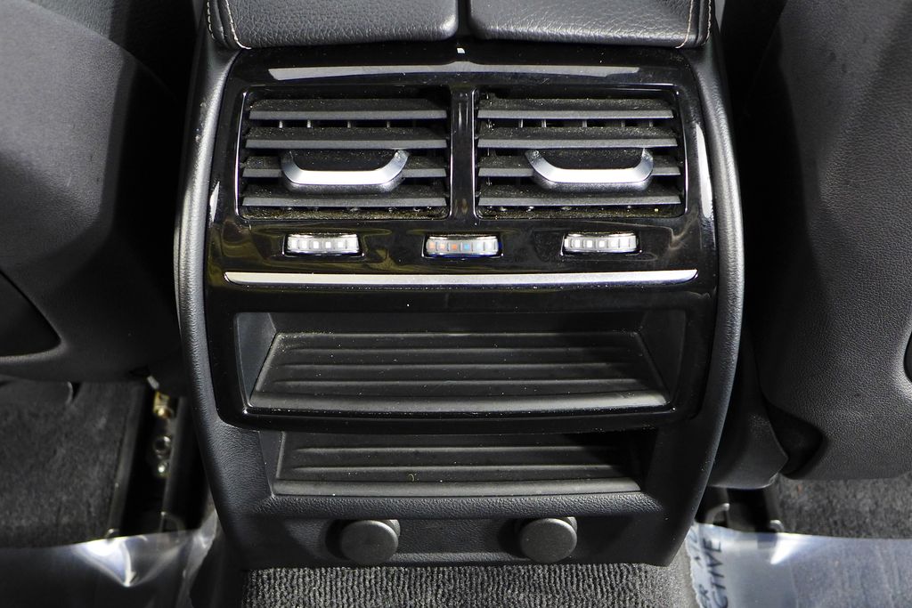 Thumbnail: 2019 BMW 5 Series - 25
