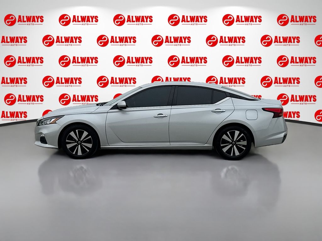 2021 Nissan Altima SV - Photo 10