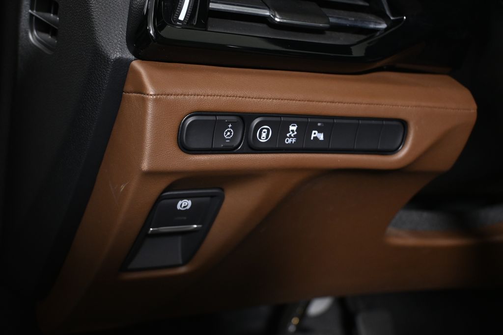 Thumbnail: 2023 Acura MDX - 28