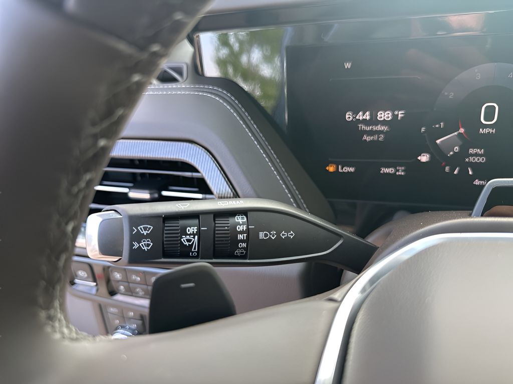 New 2026  GMC Elevation image 32