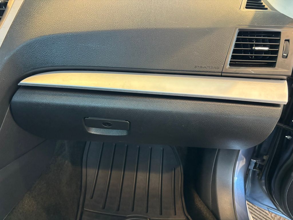 2014 Subaru Legacy 2.5i