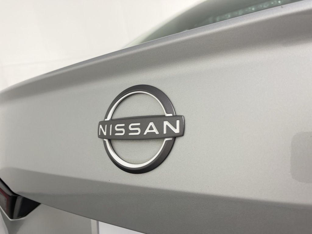 Thumbnail: 2024 Nissan Altima - 10