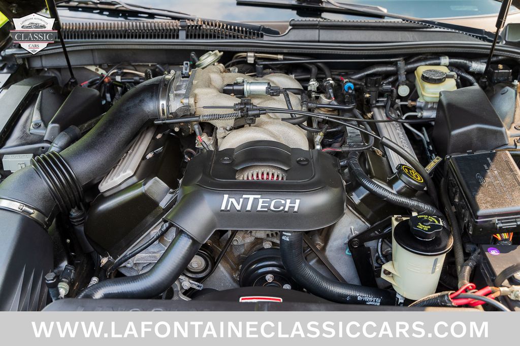 1997 Lincoln Mark VIII 4