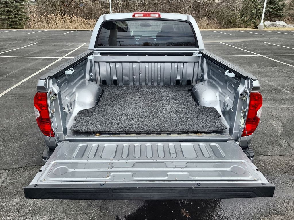 2014 Toyota Tundra Platinum 23