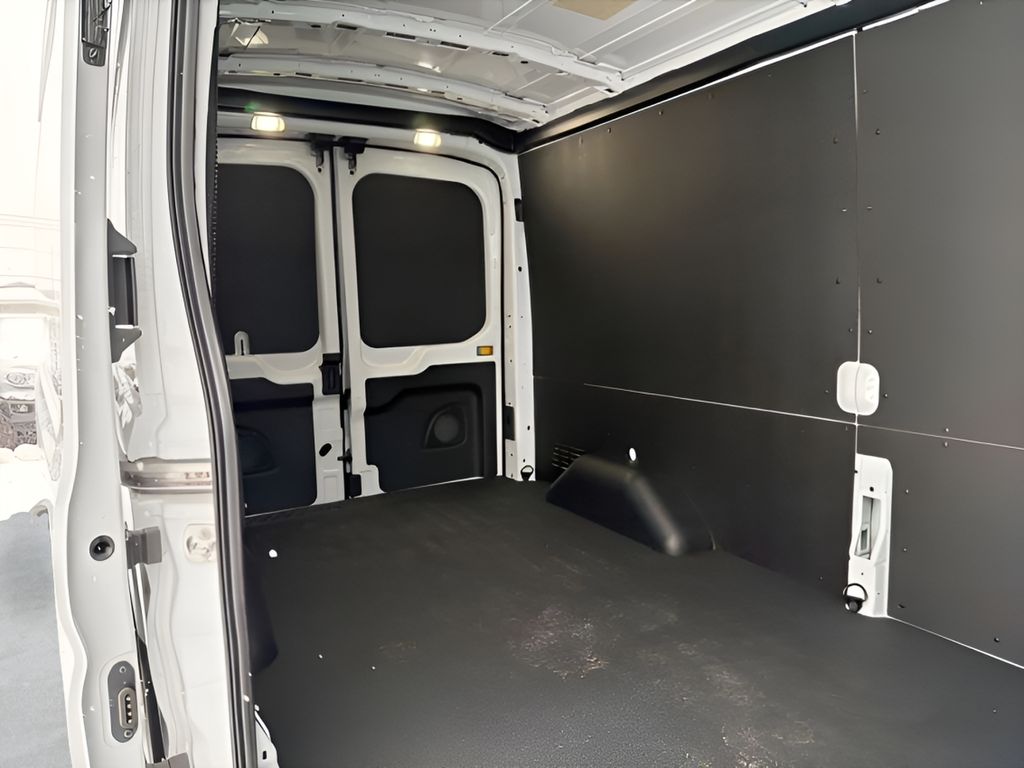 2026 Ford Transit-250
