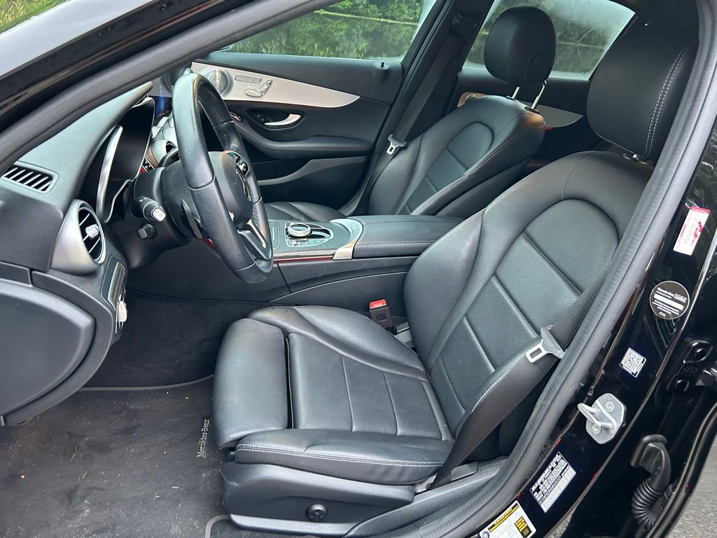 Thumbnail: 2021 Mercedes-Benz C-Class - 14