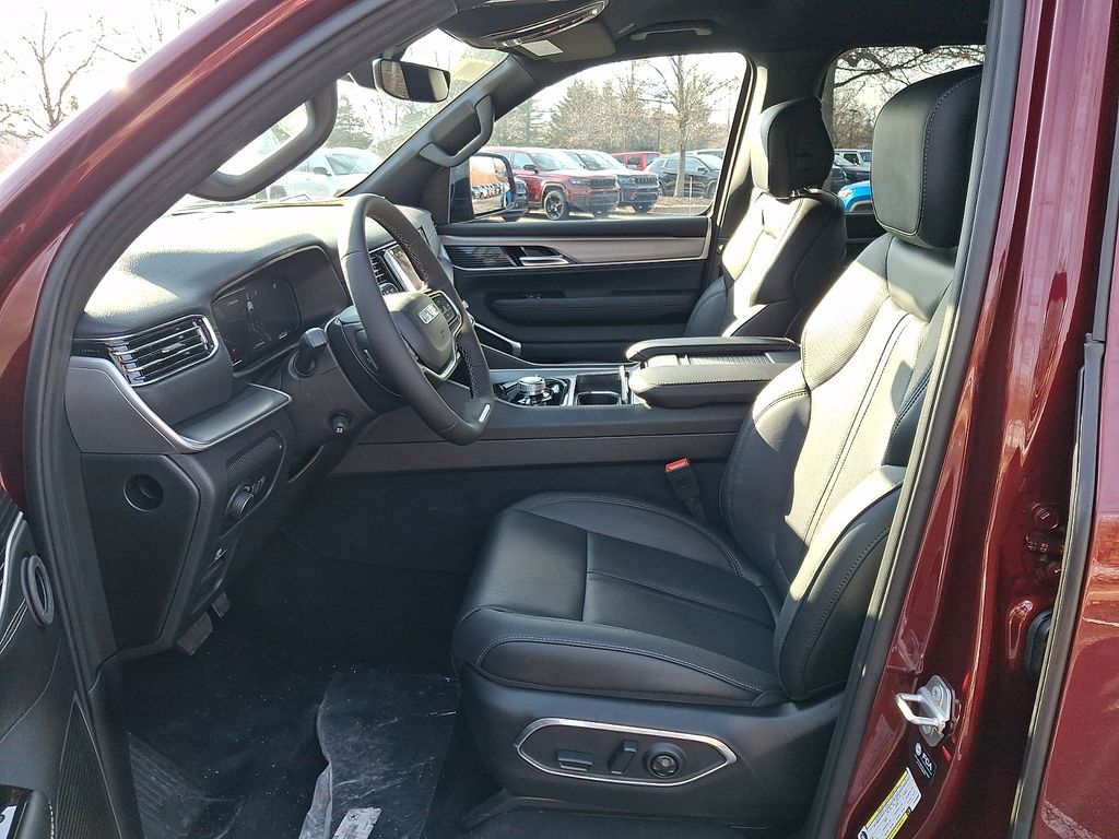 New 2026 Jeep Grand Wagoneer L SUV