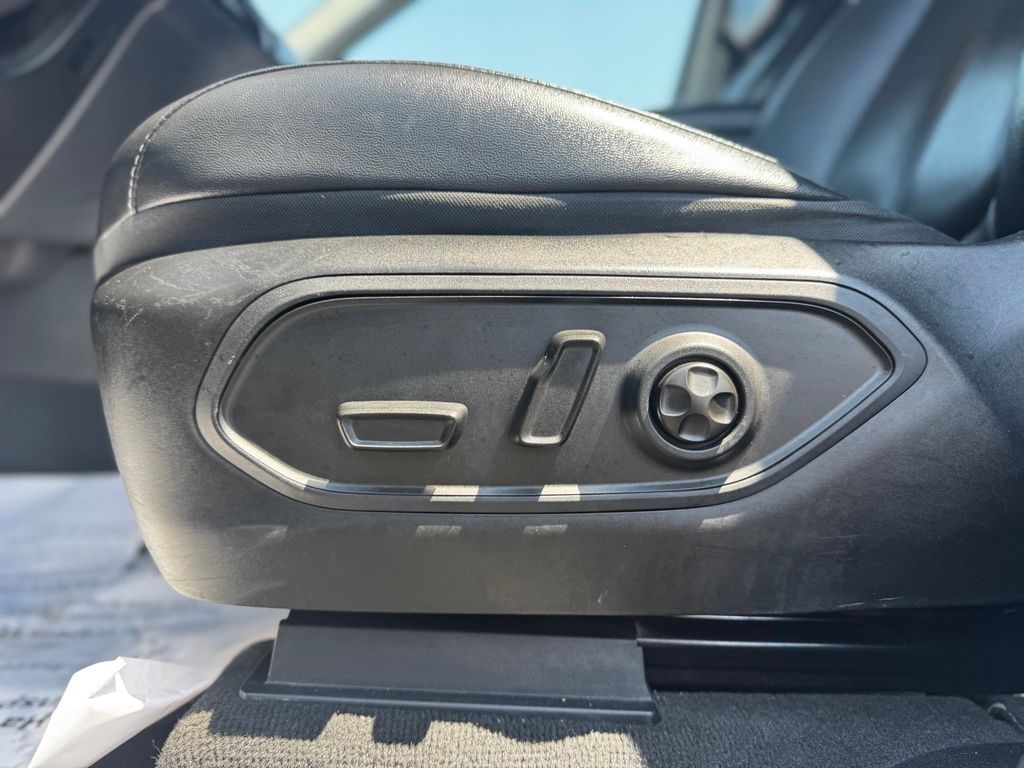 Used 2023 Jeep Grand Cherokee SUV
