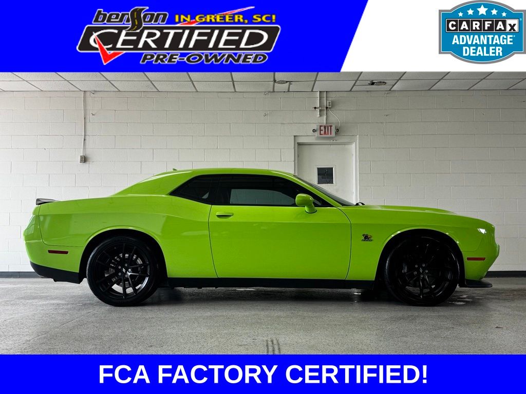 Green (Sublime Metallic) 2023 Dodge Challenger Coupe Rear-Wheel Drive 8-Speed Automatic