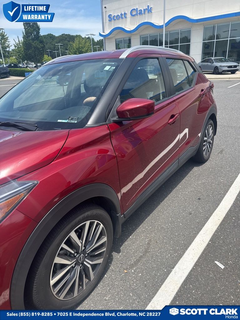 2022 Nissan Kicks's photo