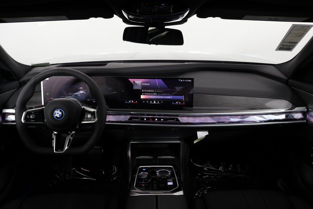Thumbnail: 2026 BMW i7 - 4