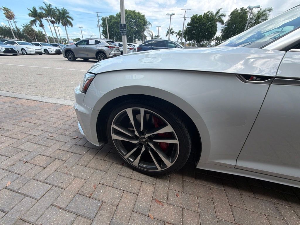 Used 2022 White Audi 3.0T Premium Plus image 13