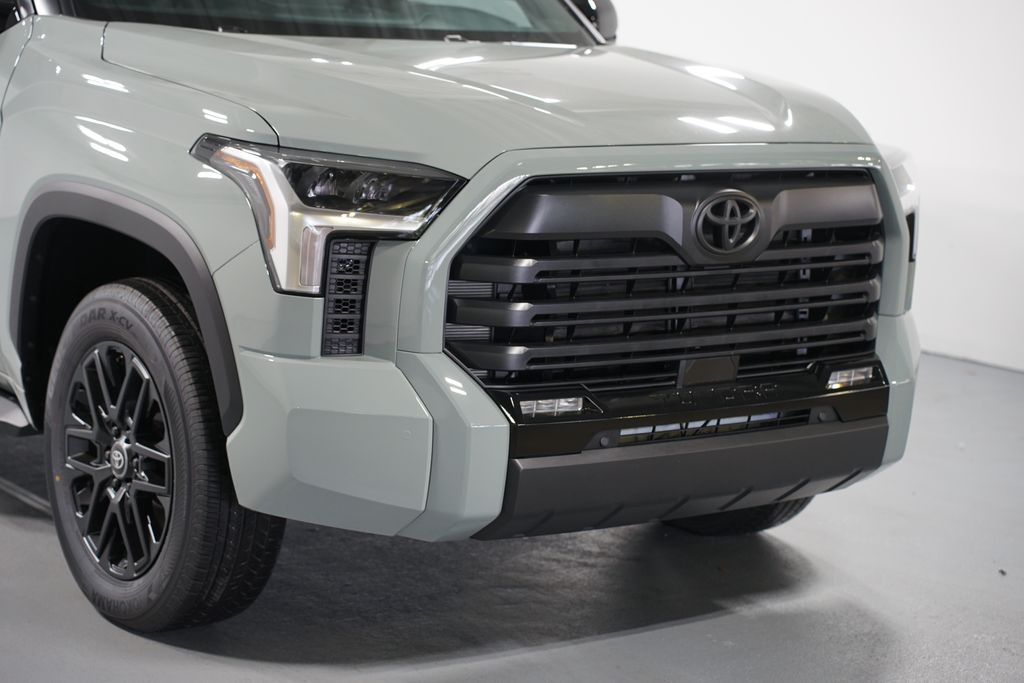 Thumbnail: 2025 Toyota Tundra - 3