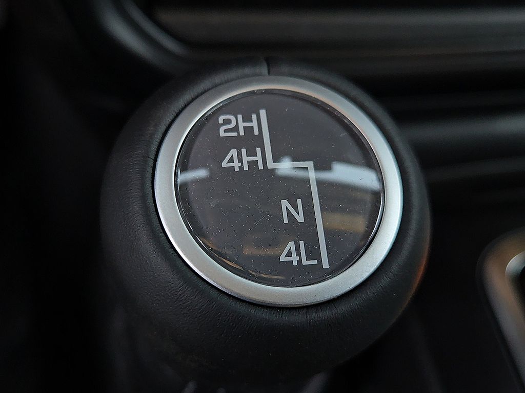 New 2026 Jeep Wrangler For Sale in Farmington, AR