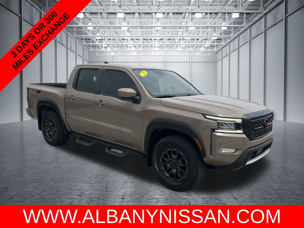2023 Nissan Frontier PRO-4X Crew Cab 4WD