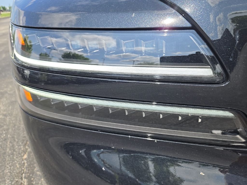 Thumbnail: 2025 Genesis GV80 - 13