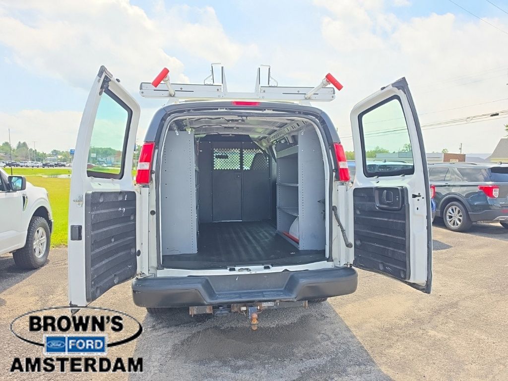 2021 Chevrolet Express 2500 Work Van Cargo - 9