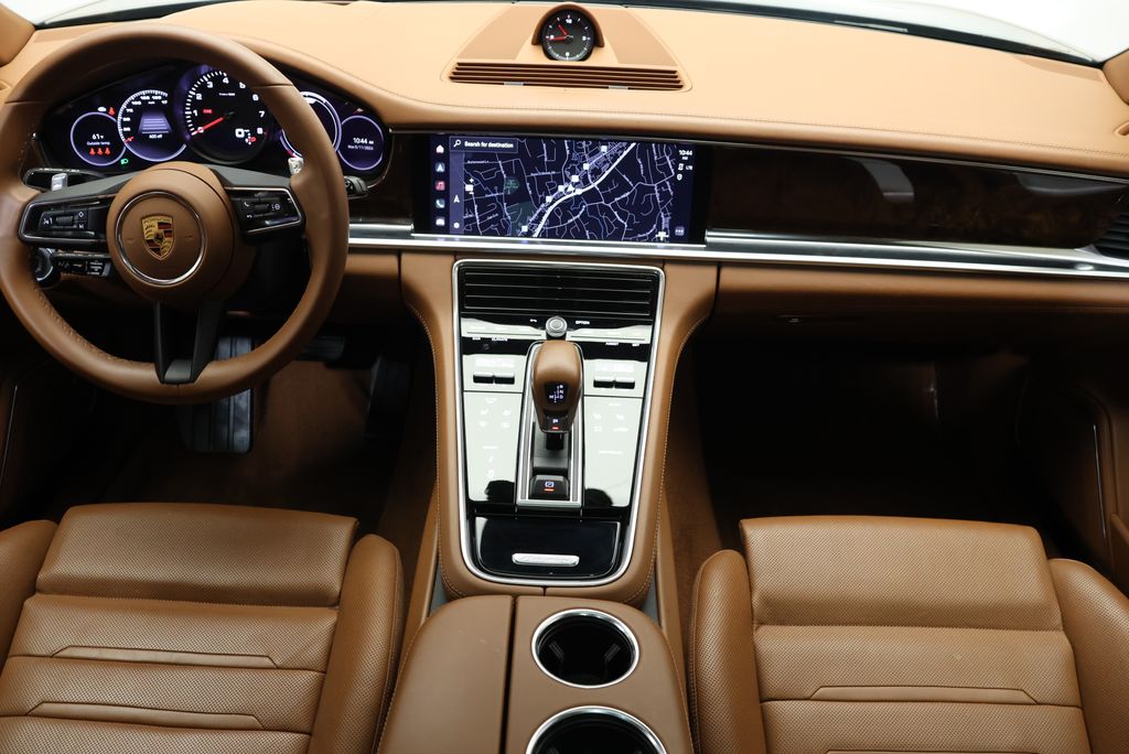 Thumbnail: 2022 Porsche Panamera - 16
