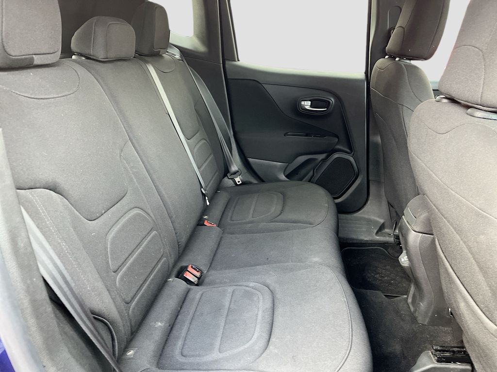 Used 2021 Blue Jeep Latitude image 27