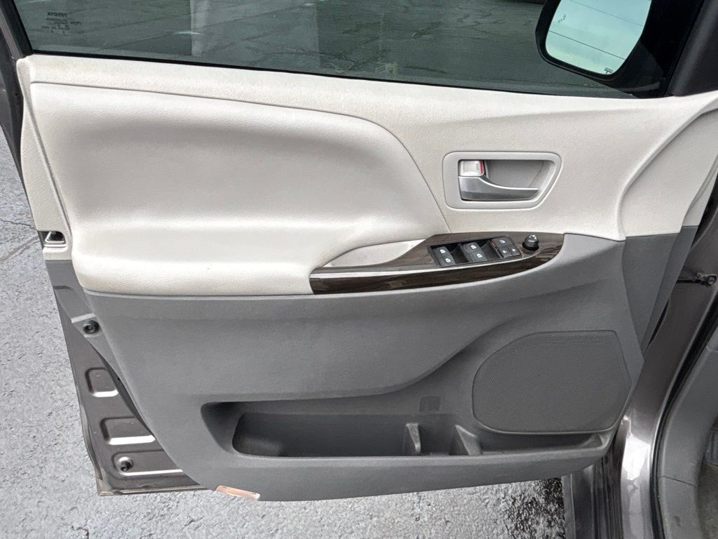 Used 2019 Toyota Sienna Van