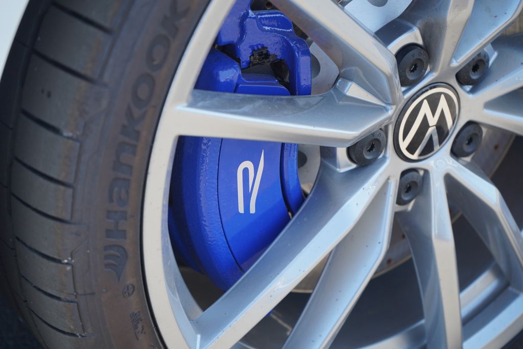 2024 Volkswagen Golf R 3