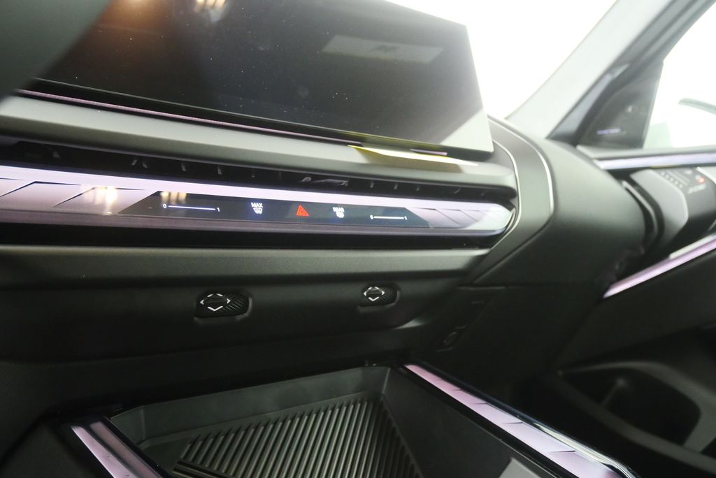 Thumbnail: 2026 BMW X3 - 20