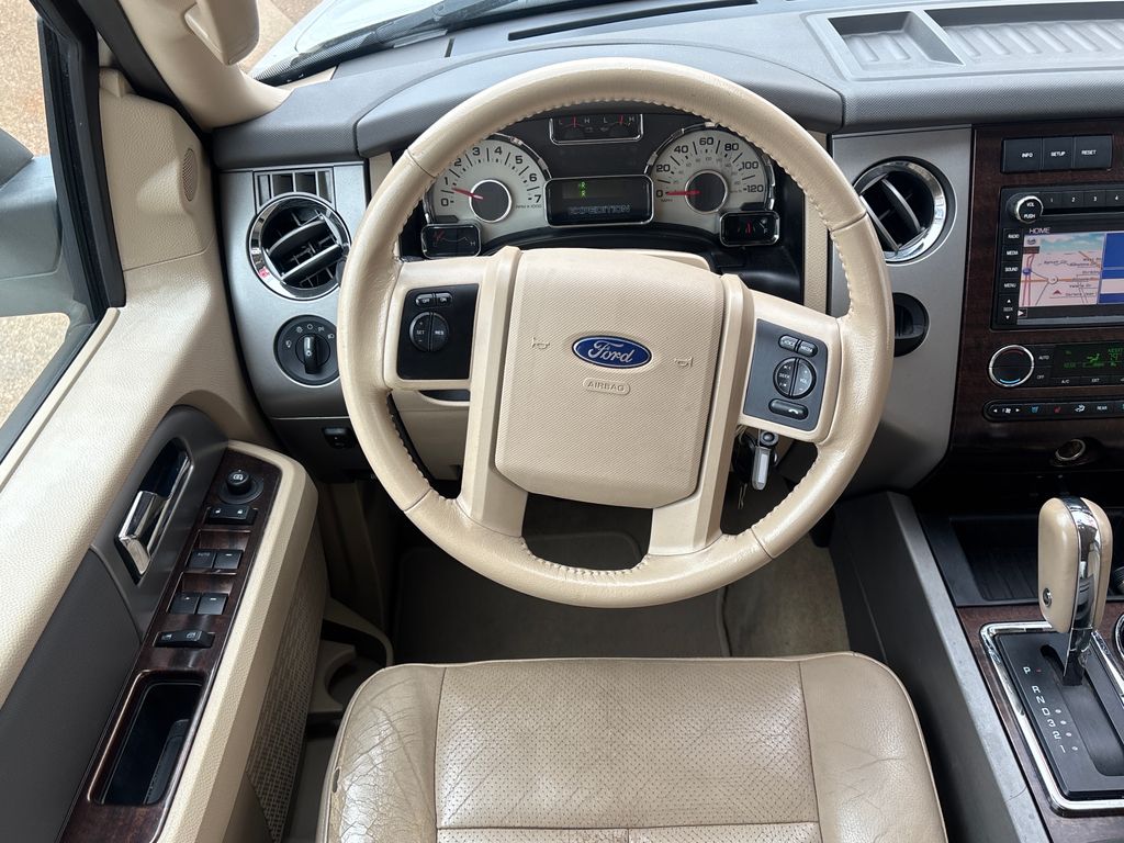 Used 2014 Ford Expedition XLT with VIN 1FMJU1H50EEF04827 for sale in Brandon, MS