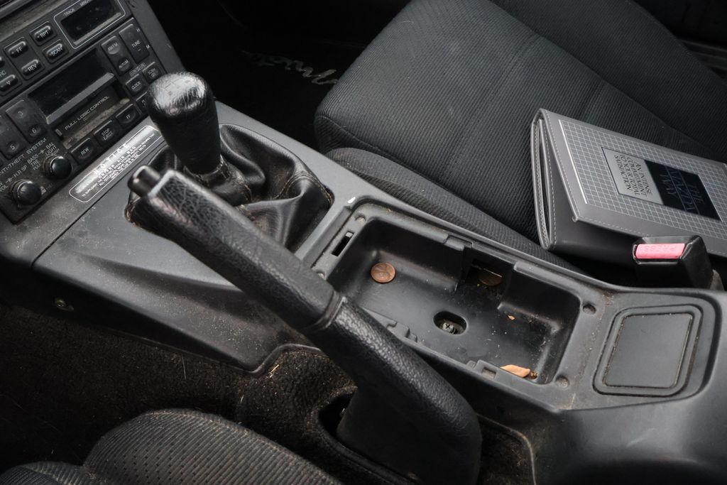 1990 Mazda MX-5 Miata Base 23