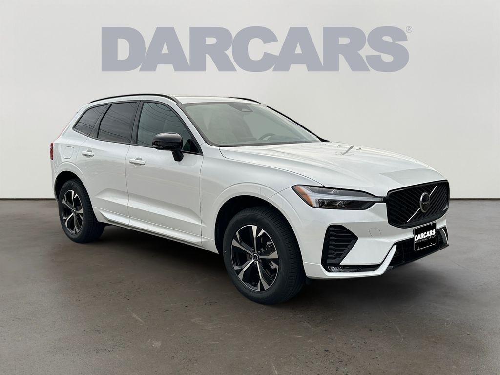 2026 Volvo XC60 B5 Core AWD