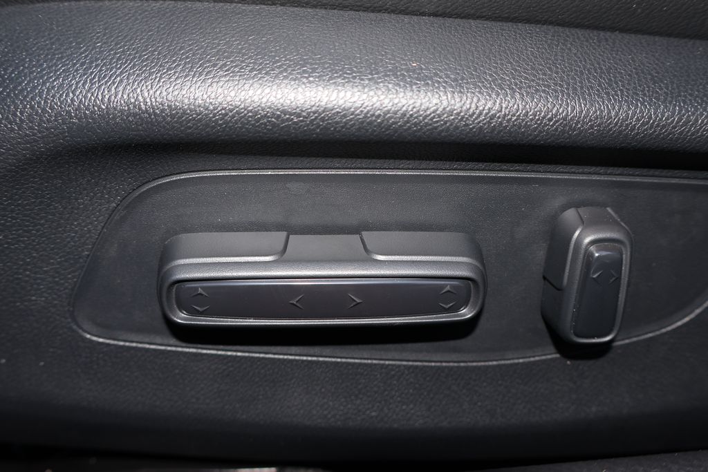2025 Honda Civic Sport Touring 10